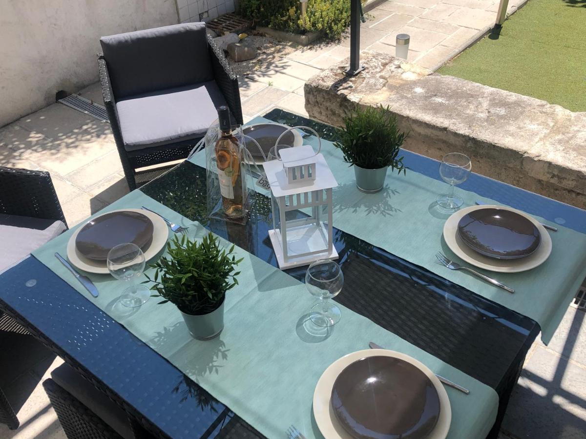Maison Tendance Avec Jardin, Centre Village, Alpilles, Familles Eyragues Exterior foto